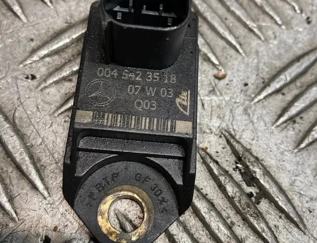 MERCEDES-BENZ E-Class W211/S211 (2002-2009) Front Left Impact Sensor 0045423518,A0045423518 33367938