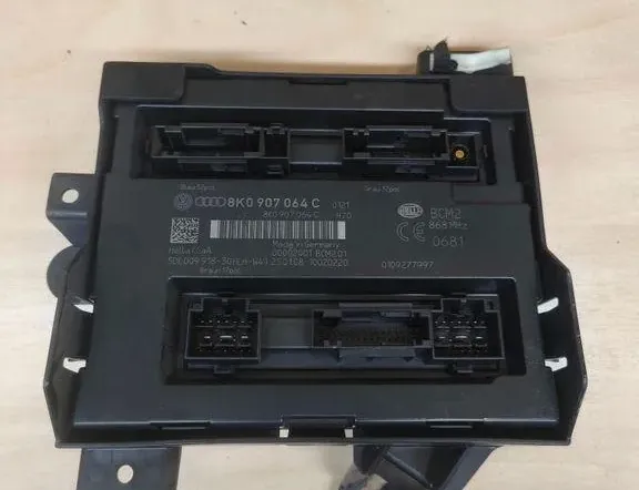 AUDI A4 B7/8E (2004-2008) Komfortná ovládacia jednotka 8K0907064C 33890409