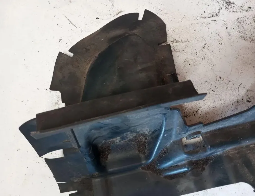 VOLVO S60 2 generation (2010-2020) Radiator air diverter 30796467 33123967