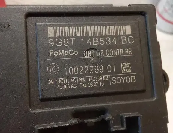 VOLVO V70 2 generation (2000-2008) Ovládacia jednotka ľavých predných dverí 14C112AC,9G9T14B534BC 33124472