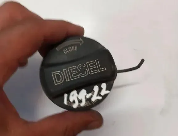 BMW X6 E71/E72 (2008-2012) Крышка топливного бака 7222392 33124965