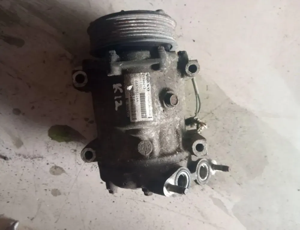 VOLVO V60 1 generation (2010-2020) Klimatizačné čerpadlo 31348213 33135045