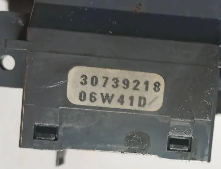 VOLVO XC60 Ovládanie stieračov 30739218 33135732