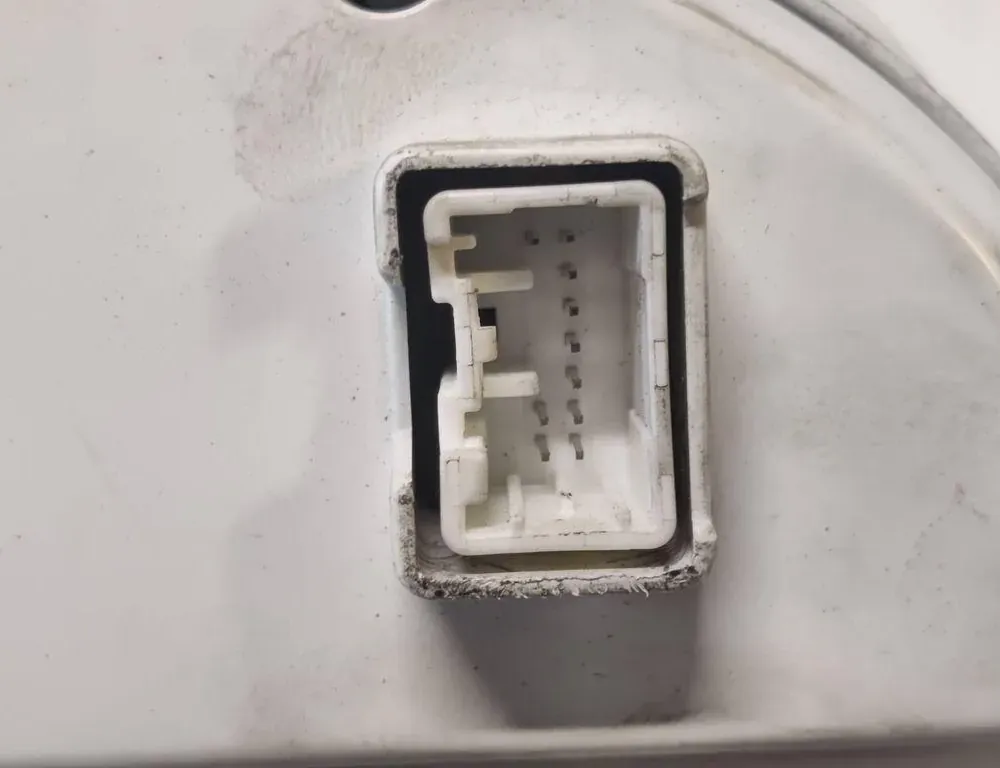 VOLVO S60 2 generation (2010-2020) Спидометр 31270907AA 33152834