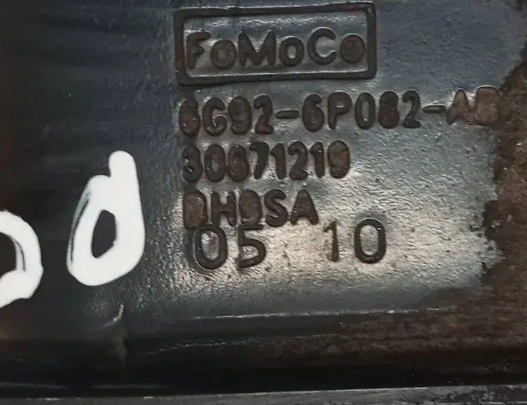 VOLVO XC60 1 generation (2008-2017) Передняя подушка двигателя 30671219 33153638