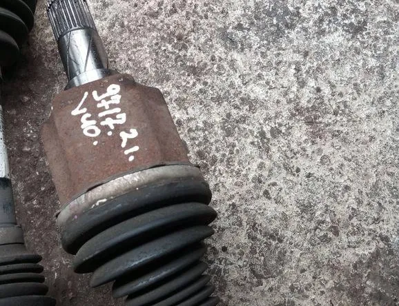 VOLVO V40 Cross Country 1 generation (2012-2020) Front Right Driveshaft 31325960 33154990