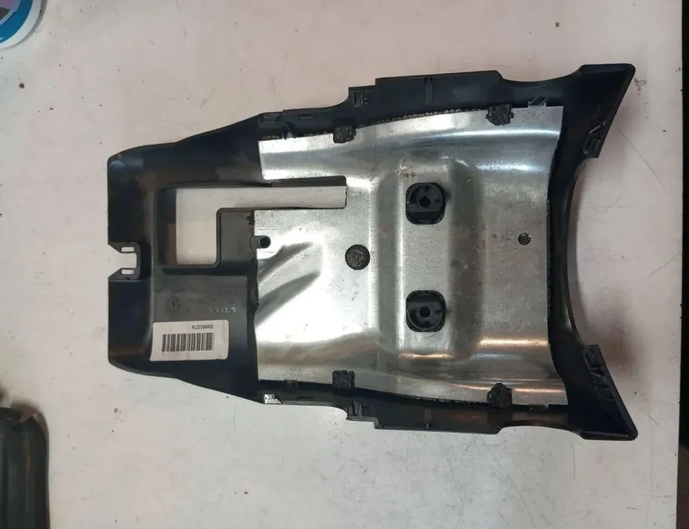 VOLVO XC60 1 generation (2008-2017) Steering  Mechanism Trim BQ2FA,8648403 33159226