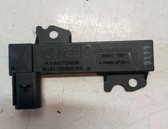 VOLVO V40 Cross Country 1 generation (2012-2020) Bootlid Antenna Amplifier 6G9115K603KB 33159241
