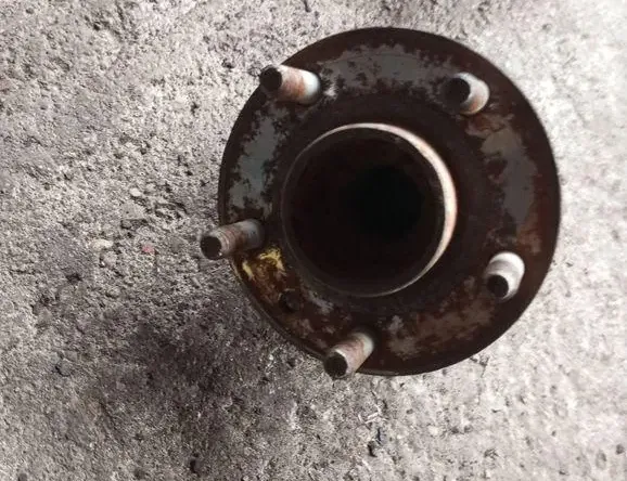 VOLVO V40 Cross Country 1 generation (2012-2020) Rear Right Wheel Bearing 33159793