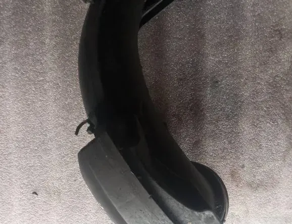 VOLVO XC60 1 generation (2008-2017) Резонатор всасывания 31293547 33159934