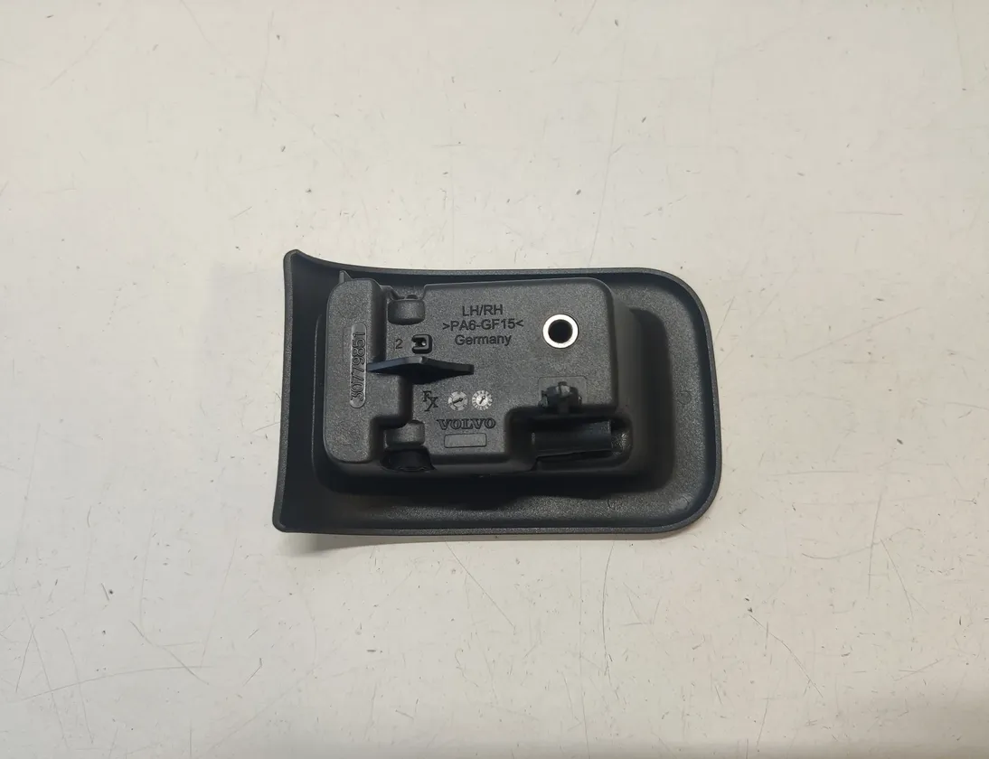 VOLVO V70 3 generation (2007-2020) Bonnet Release Handle 30779851 33600303