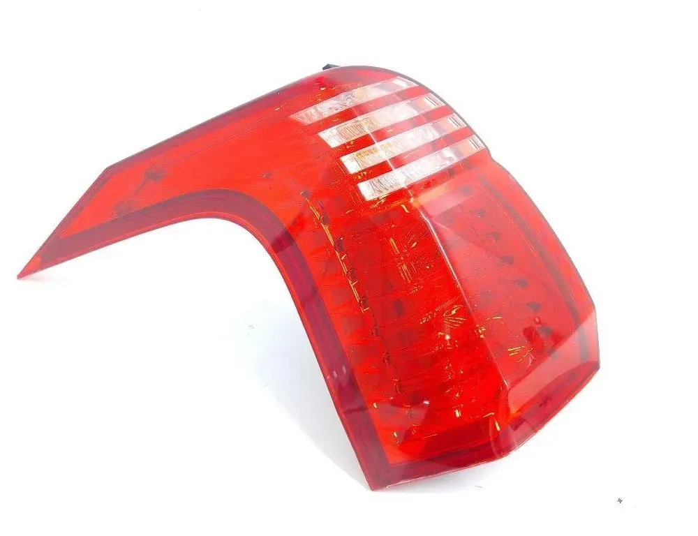 PEUGEOT 5008 1 generation (2009-2016) Ľavé zadné koncové svetlo 9672666580 30550439
