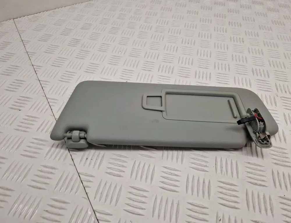 AUDI A4 allroad B9 (2016-2024) Ľavý slnečný kryt 8W0857551 33497824