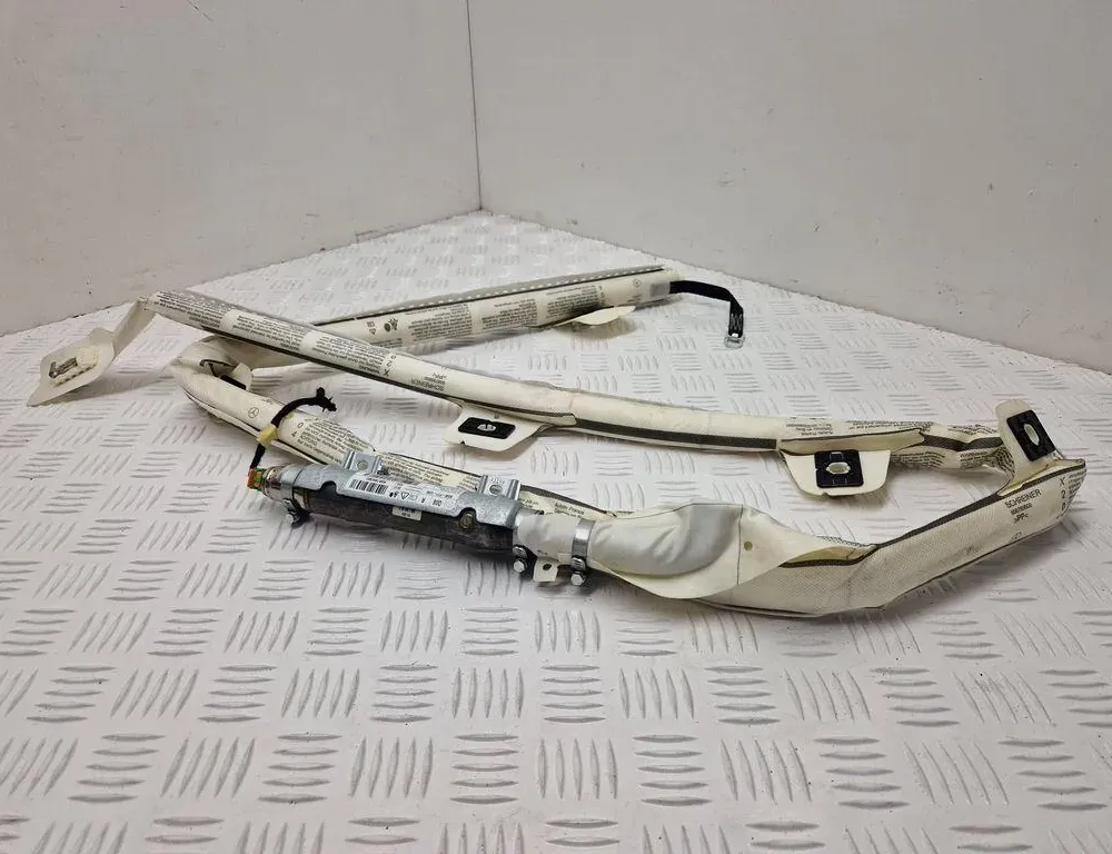 MERCEDES-BENZ GLK-Class X204 (2008-2015) Подушка безопасности потолка правая 608789302,BAMPT11249 33705151