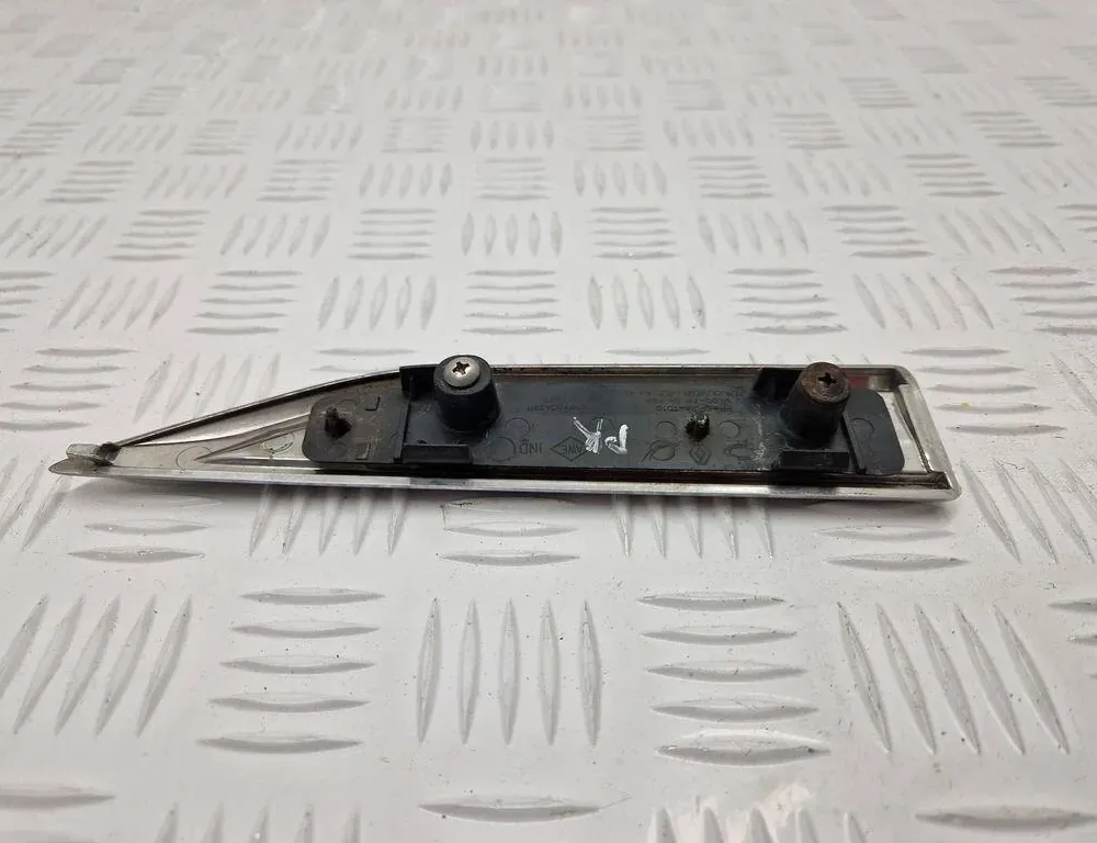 RENAULT Talisman 1 generation (2012-2024) Pravé predné blatníkové lemovanie 638750426R 34062790