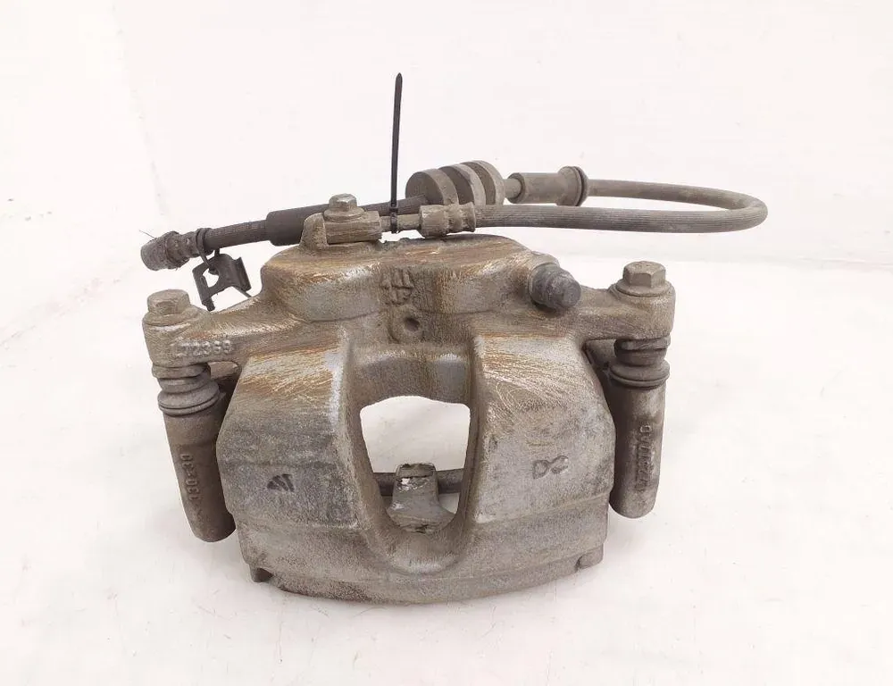 MERCEDES-BENZ EQB 1 generation (2021-2023) Ľavý predný brzdový strmeň L72377AD 34264716