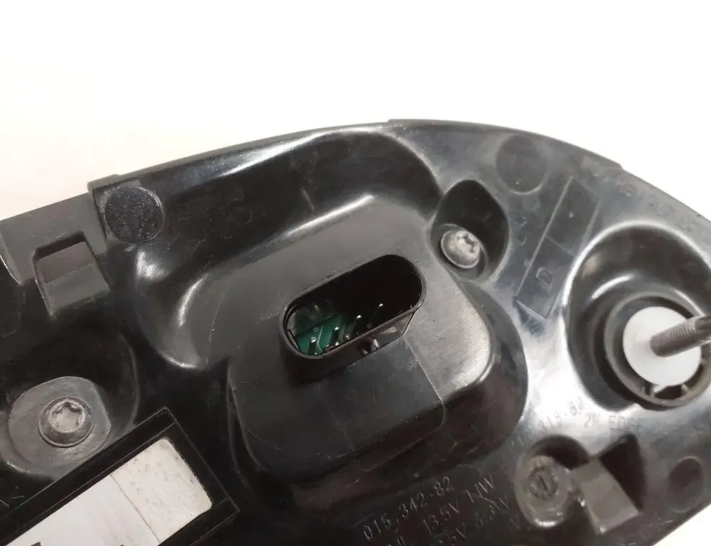 TESLA Model S 1 generation (2012-2024) Right Side Tailgate Taillight 150208900B 34152200