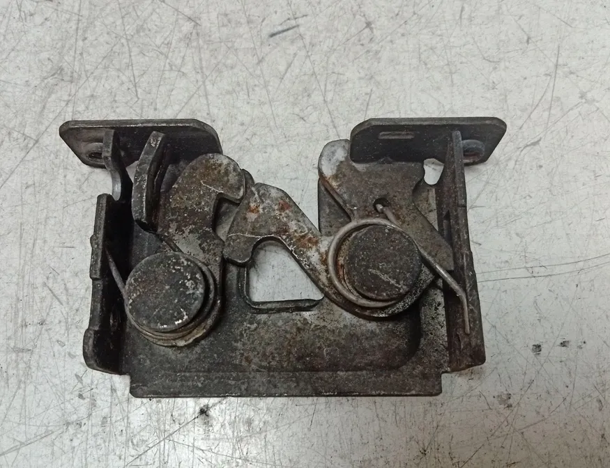 BMW 5 Series E60/E61 (2003-2010) Zámok kapoty 7115229 27639048