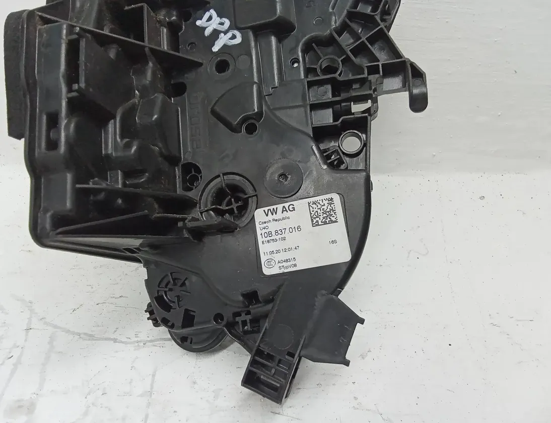 VOLKSWAGEN ID.3 1 generation (2019-2023) Pravý predný dverový zámok 10B837016 27712378