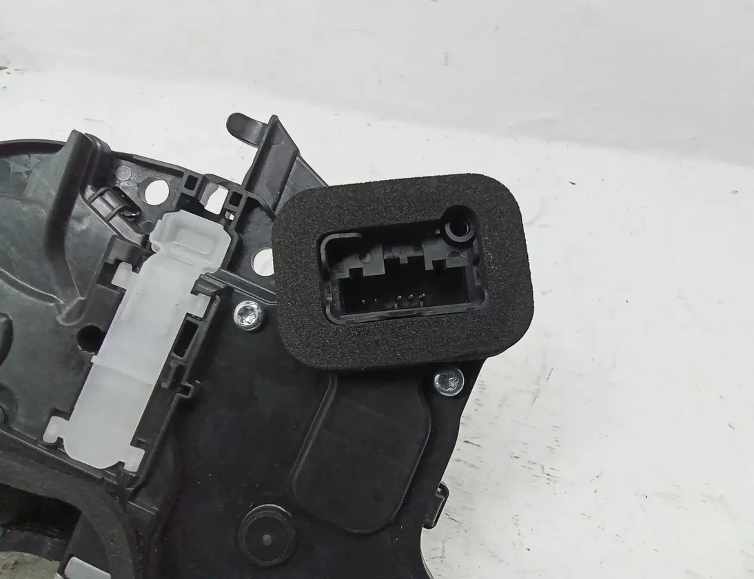 VOLKSWAGEN ID.3 1 generation (2019-2023) Pravý predný dverový zámok 10B837016 27712378