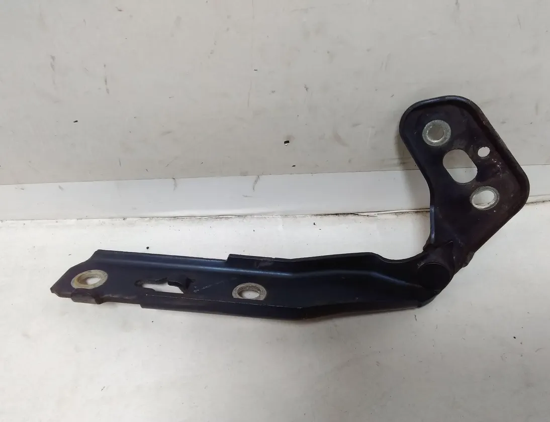 AUDI A6 C6/4F (2004-2011) Front Left Bonnet Hinge 4F0823301 28585989