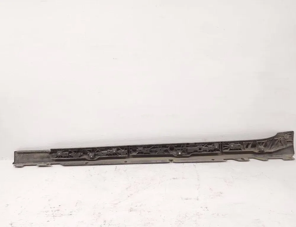 BMW 5 Series G30/G31 (2016-2023) Наружний пластиковый порог правый 8064744 34531352