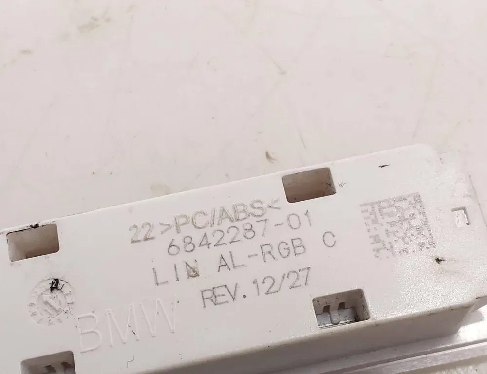 BMW 5 Series G30/G31 (2016-2023) Освещение салона 6842287 33574728