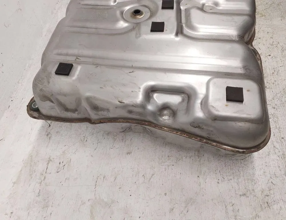 BMW 5 Series G30/G31 (2016-2023) Palivová nádrž 7488708 33581687