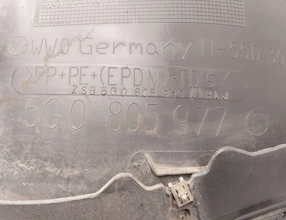 VOLKSWAGEN Golf 7 generation (2012-2024) Front Left Inner Arch Liner 5G0805969 34501705