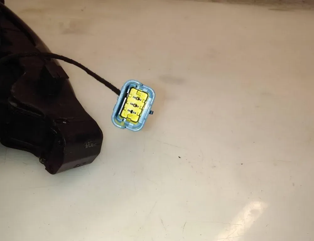 PEUGEOT 5008 2 generation (2017-2020) Наружная ручка боковых левых дверей 9822244980 34064234