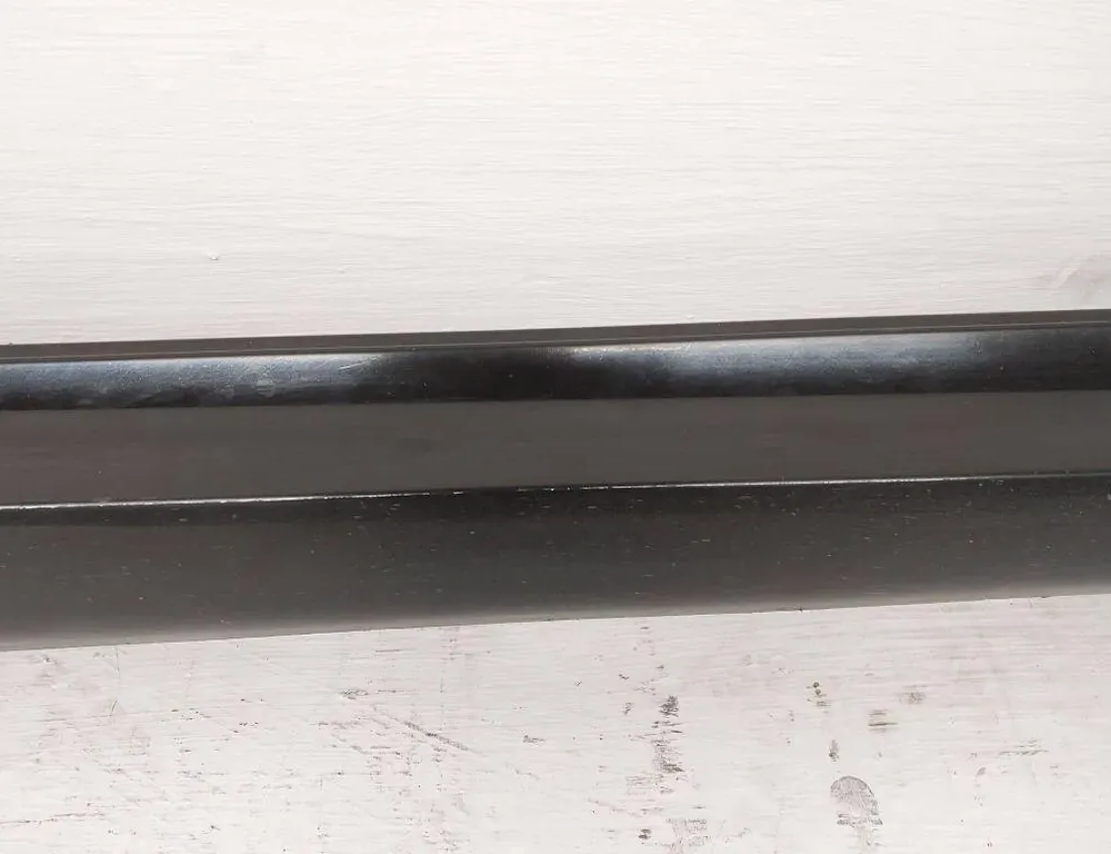 BMW 5 Series G30/G31 (2016-2023) Наружний пластиковый порог правый 8064744 34531352