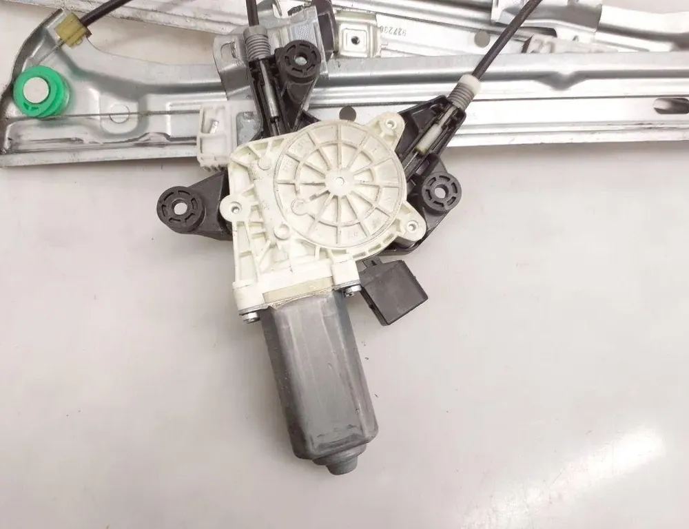 MERCEDES-BENZ Vito W639 (2003-2015) Regulátor okna ľavých predných dverí A6397200446 34420948