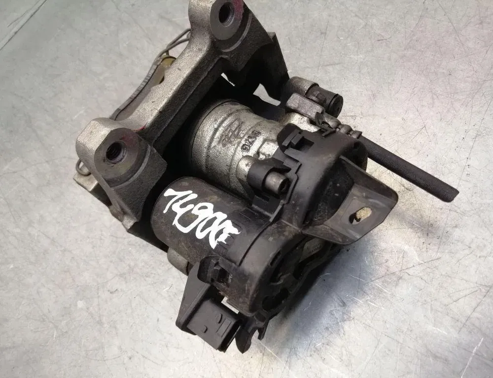 VOLVO XC60 2 generation (2017-2024) Rear Right Brake Caliper 32217364 34335786