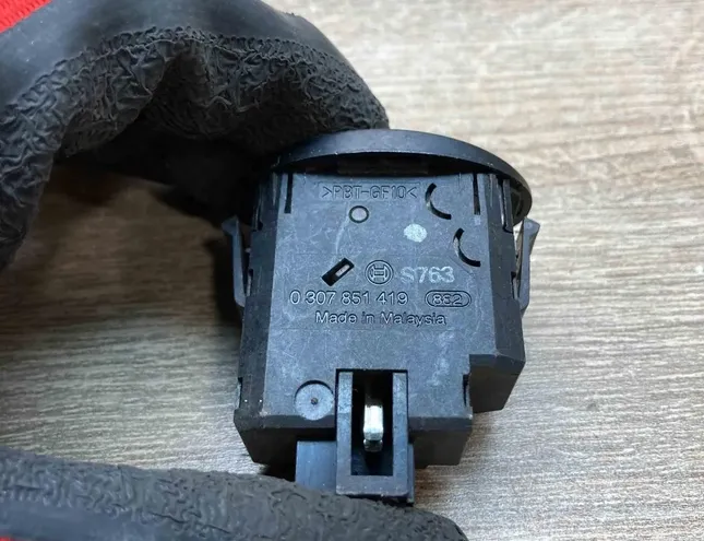 FORD Escort 6 generation (1995-2000) Vypínače 0307851419 34333502