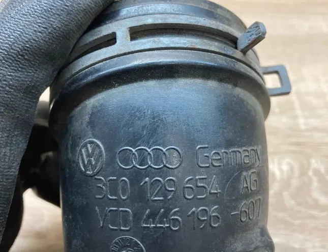 VOLKSWAGEN Passat B6 (2005-2010) Potrubie pre dodávku vzduchu 3C0129654 34367142