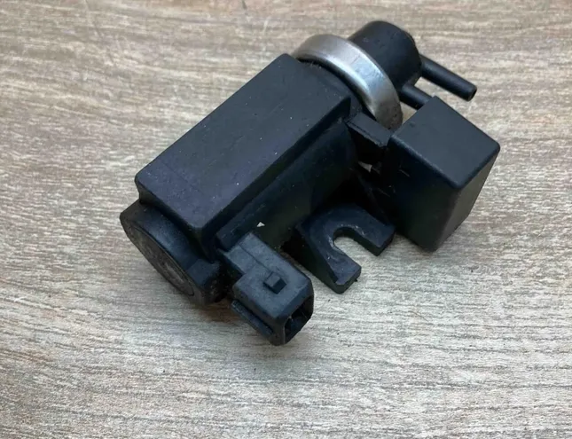 BMW 1 Series E81/E82/E87/E88 (2004-2013) Ovládanie turbodúchadla vákumom 2247906,72279600 34326058