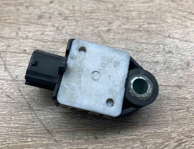 TOYOTA Avensis 3 generation (2009-2020) Боковой датчик удара левый 8917305060 34421001