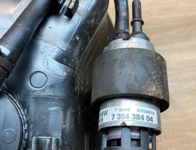 BMW X3 E83 (2003-2010) AdBlue nádrž 7377944,7354384,7314006 34409305