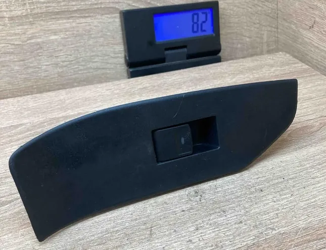 TOYOTA Verso 1 generation (2009-2015) Rear Left Door Window Control Switches 742310F040,Right 34409314