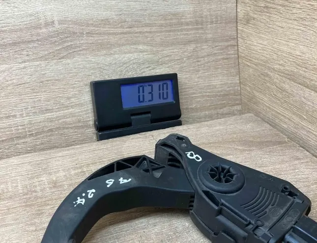 AUDI Q5 8R (2008-2017) Plynový pedál 8K1723523,6PV00950501 34368350