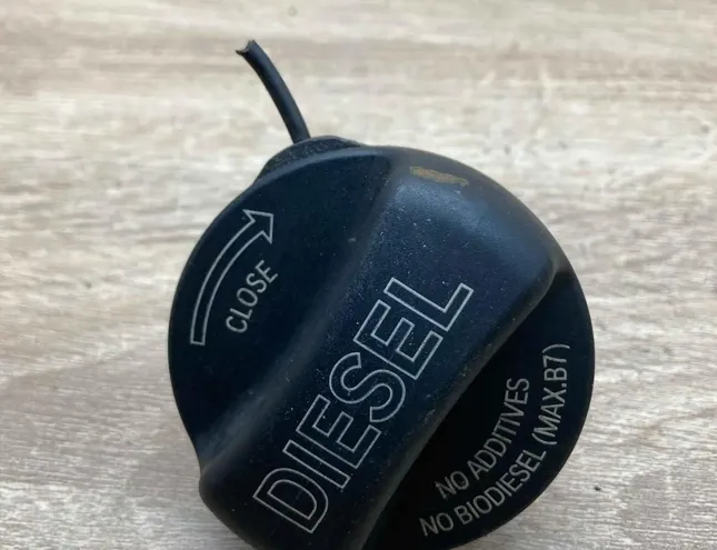 BMW X6 E71/E72 (2008-2012) Крышка бензобака 7222392,DIESEL 34380969