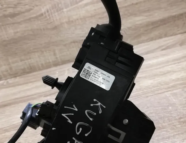 FORD Kuga 1 generation (2008-2013) КОМПЛЕКТ РУЧЕК dv6t3f944aa,dv6t13n064cb 34412522