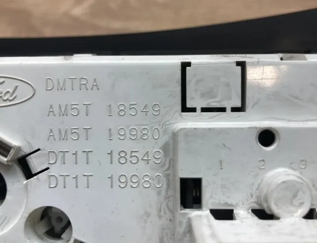 FORD C-Max 2 generation (2010-2019) БЛОК УПРАВЛЕНИЯ КОНДИЦИОНЕРА ВОЗДУХА / КЛИМАТА/ ПЕЧКИ (В САЛОНЕ) AM5T18549,AM5T18K574AC 34402062