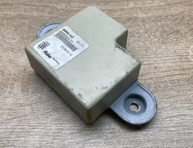 BMW 3 Series E21 (1975-1983) Zosilňovač antény na kufri 6935024,21367510 34422397