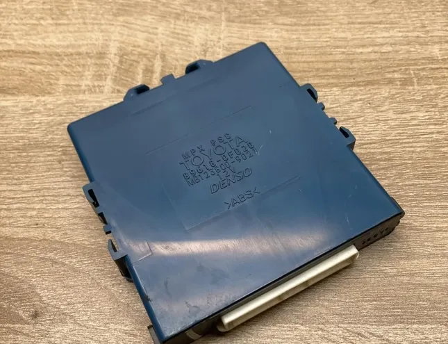 TOYOTA Corolla Verso 1 generation (2001-2009) Spalovacia riadiaca jednotka 896180F020,MB1238009021 34444654