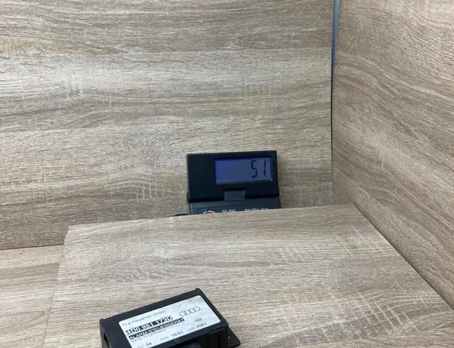 AUDI A8 D2/4D (1994-2002) Ovládacia jednotka alarmového signálu 4D0951173D 34445479