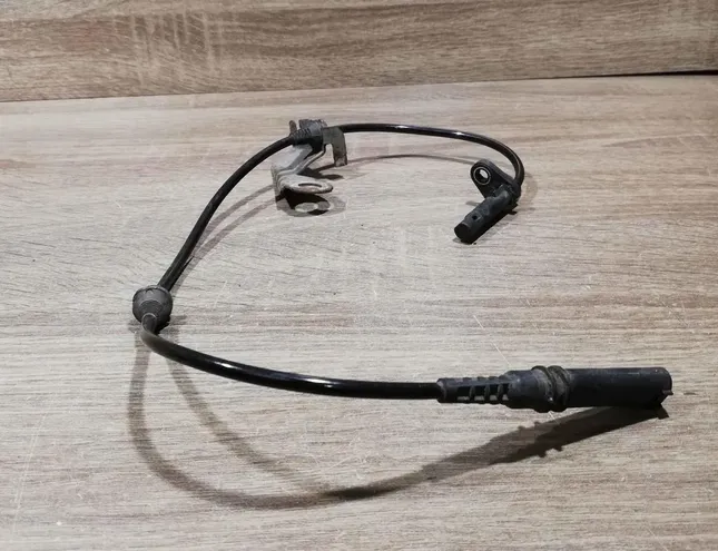 BMW X5 E53 (1999-2006) Front Left ABS Sensor 677177604,288943 34411744