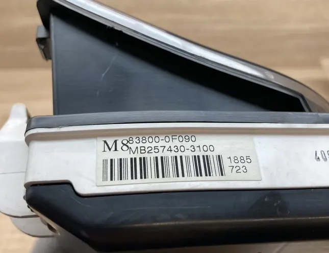 TOYOTA Corolla Verso 1 generation (2001-2009) Rýchlosťomer 838000F090,838000F090 34445593