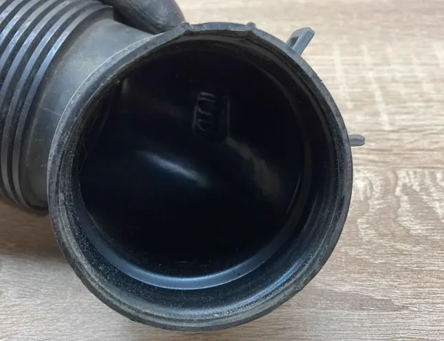 VOLKSWAGEN Passat B6 (2005-2010) Potrubie pre dodávku vzduchu 3C0129654 34367142