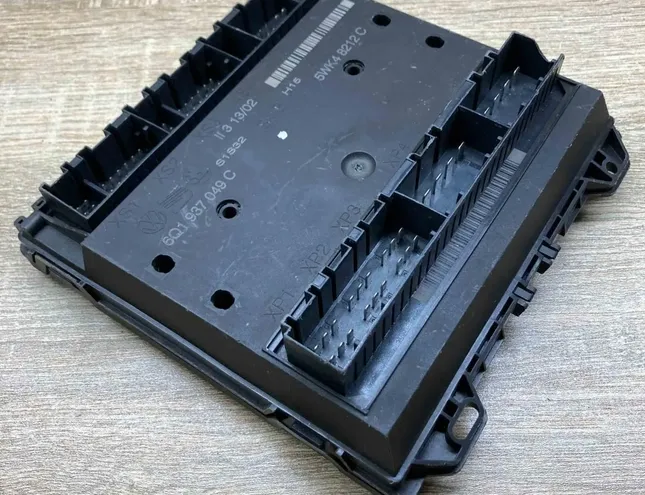 VOLKSWAGEN Passat B7 (2010-2015) Komfortná ovládacia jednotka 6Q1937049C,5WK48212C 34338015